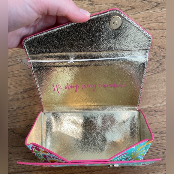 Lilly Pulitzer Folding Sunglasses Case - Picture 6 of 6